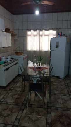 Fazenda à Venda, 280 m² em Centro - Meridiano