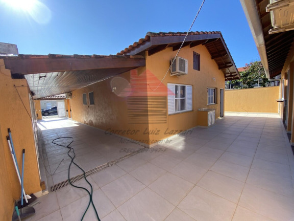 Imagem Casa com 2 Quartos à Venda, 137 m² em Flórida - Peruíbe