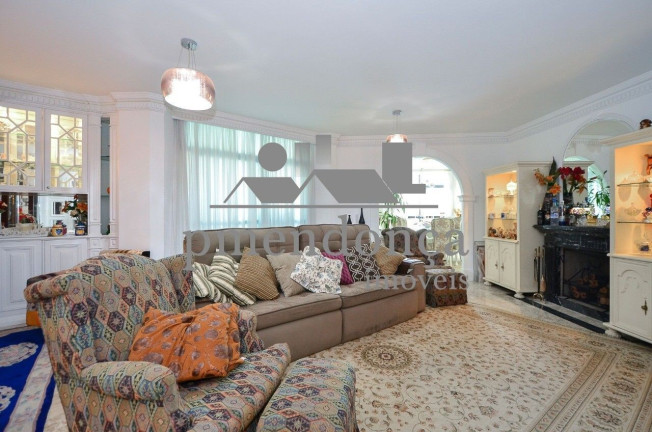 Imagem Apartamento com 3 Quartos à Venda, 221 m² em Pacaembu - São Paulo Imagem Apartamento com 3 Quartos à Venda, 221 m² em Pacaembu - São Paulo