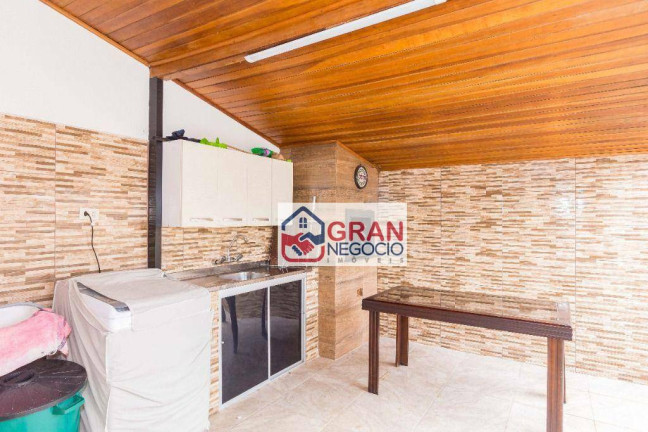 Imagem Sobrado com 3 Quartos à Venda, 115 m² em Cajuru - Curitiba