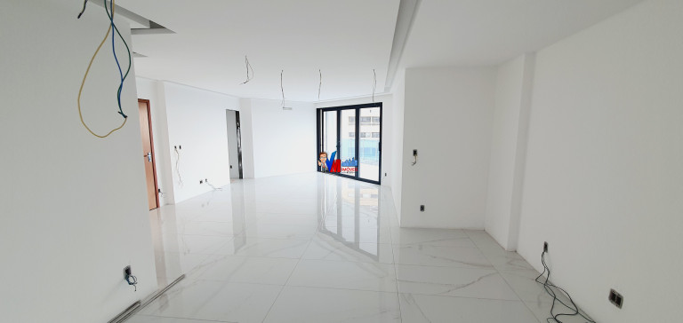 Imagem Apartamento com 5 Quartos à Venda, 300 m² em Adrianópolis - Manaus