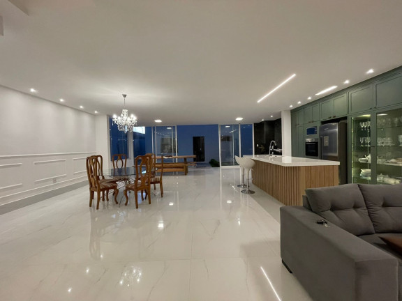Imagem Casa com 4 Quartos à Venda, em Universidade - Vitória Da Conquista Imagem Casa com 4 Quartos à Venda, em Universidade - Vitória Da Conquista