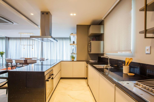 Imagem Apartamento com 3 Quartos à Venda, 167 m² em Centro - Balneário Camboriú