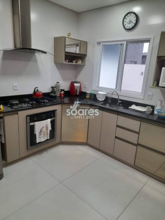 Imagem Sobrado com 3 Quartos à Venda, 155 m² em Laranjal - Pelotas Imagem Sobrado com 3 Quartos à Venda, 155 m² em Laranjal - Pelotas