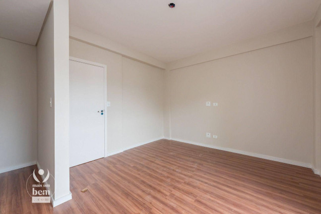 Imagem Sobrado com 3 Quartos à Venda, 180 m² em Portão - Curitiba Imagem Sobrado com 3 Quartos à Venda, 180 m² em Portão - Curitiba