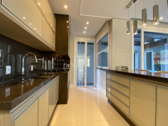 Imagem Sobrado com 5 Quartos à Venda, 300 m² em Zona Nova - Capao Da Canoa