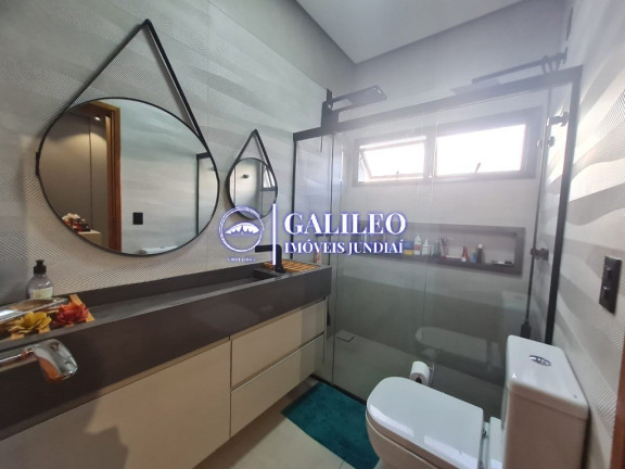 Imagem Casa com 3 Quartos à Venda, 250 m² em Jardim Novo Mundo - Jundiaí Imagem Casa com 3 Quartos à Venda, 250 m² em Jardim Novo Mundo - Jundiaí