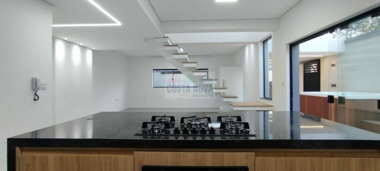 Imagem Casa com 3 Quartos à Venda, 171 m² em Ponta Da Praia - Santos Imagem Casa com 3 Quartos à Venda, 171 m² em Ponta Da Praia - Santos