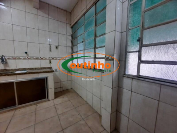Imagem Casa com 2 Quartos à Venda, 142 m² em Estácio - Rio De Janeiro