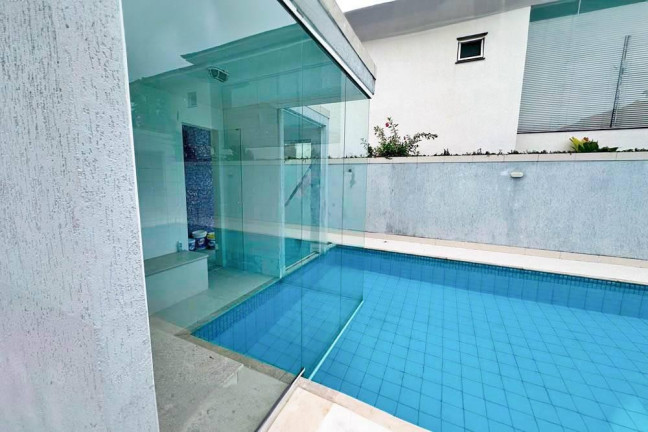 Imagem Casa de Condomínio com 6 Quartos para Alugar, 550 m² em Barra Da Tijuca - Rio De Janeiro Imagem Casa de Condomínio com 6 Quartos para Alugar, 550 m² em Barra Da Tijuca - Rio De Janeiro