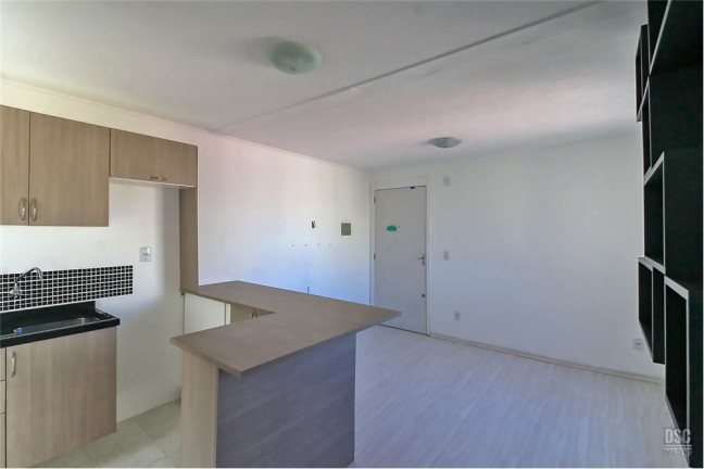 Imagem Imóvel com 2 Quartos à Venda,  em Vila Nova - Porto Alegre