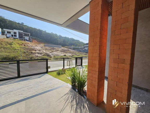 Imagem Casa com 3 Quartos à Venda, 181 m² em Forquilhas - São José