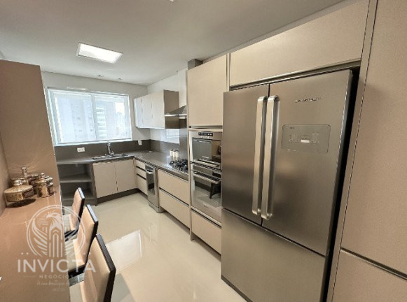 Imagem Apartamento com 3 Quartos à Venda, 132 m² em Centro - Balneário Camboriú Imagem Apartamento com 3 Quartos à Venda, 132 m² em Centro - Balneário Camboriú