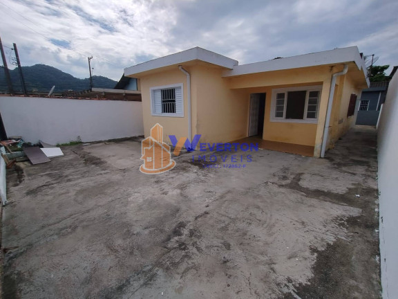 Casa com 3 Quartos à Venda, 285 m² em Vera Cruz - Mongaguá