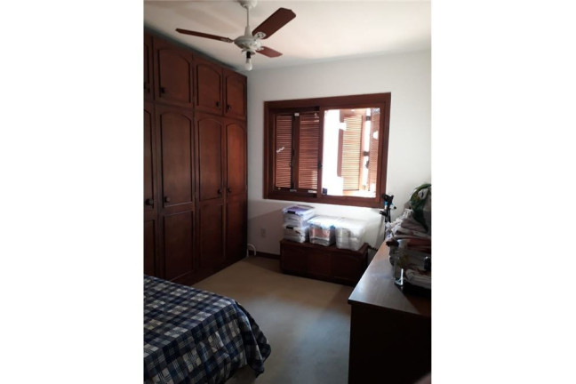 Imagem Casa de Condomínio com 4 Quartos à Venda, 195 m² em Teresópolis - Porto Alegre