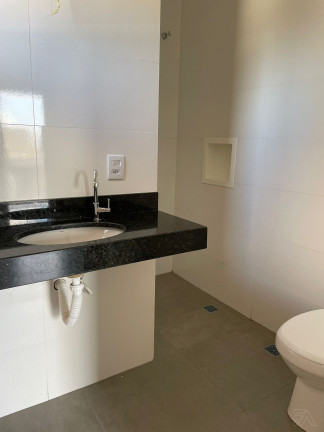 Casa com 3 Quartos à Venda, 131 m² em Jardim Do Lago - Atibaia