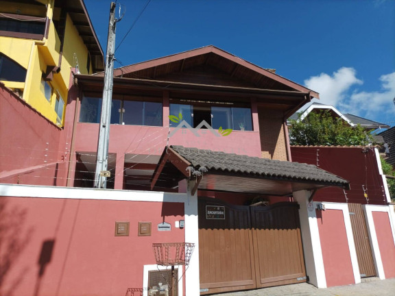 Imagem Casa com 3 Quartos à Venda, 252 m² em Vila Isabela - Campos Do Jordão