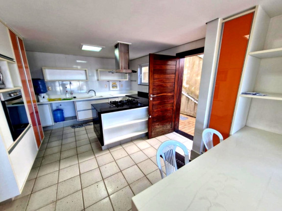 Imagem Casa com 4 Quartos à Venda, 560 m² em Candeal - Salvador Imagem Casa com 4 Quartos à Venda, 560 m² em Candeal - Salvador