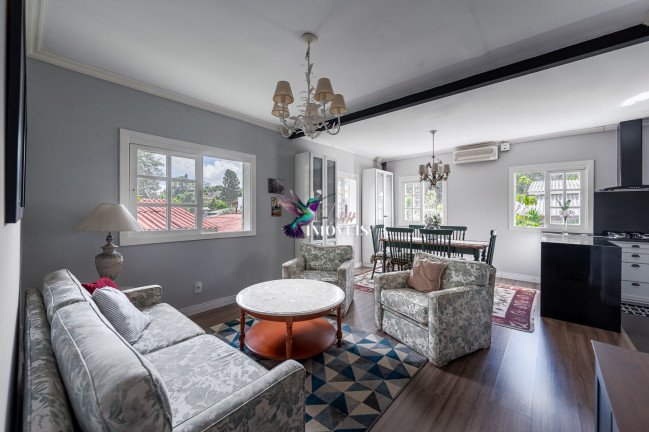 Imagem Casa com 4 Quartos à Venda, 173 m² em Avenida Central - Gramado