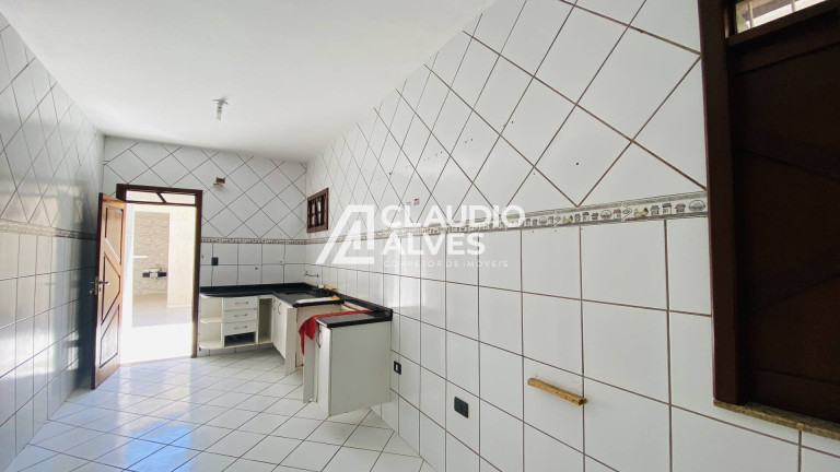Imagem Casa com 5 Quartos à Venda, 200 m² em Cidade Nova - Feira De Santana
