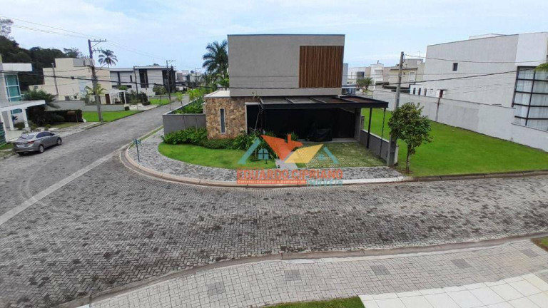 Imagem Casa com 4 Quartos à Venda, 221 m² em Massaguaçu - Caraguatatuba Imagem Casa com 4 Quartos à Venda, 221 m² em Massaguaçu - Caraguatatuba