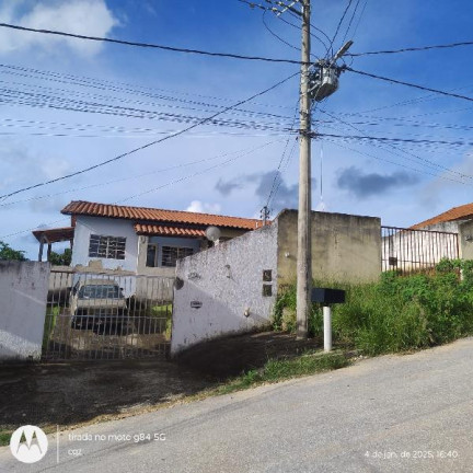 Casa com 2 Quartos à Venda, 229 m² em Nova Esmeraldas - Esmeraldas