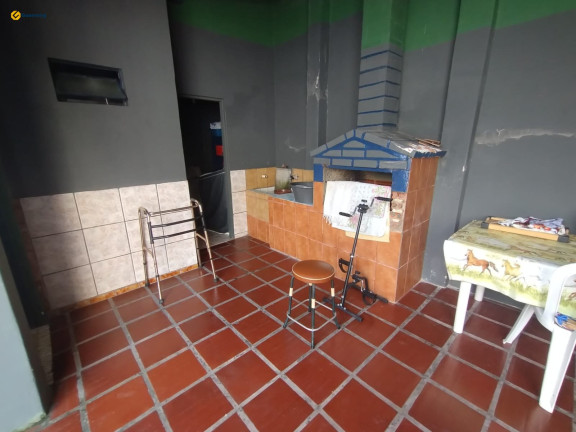 Imagem Casa com 4 Quartos à Venda, 324 m² em Balneário - Florianópolis