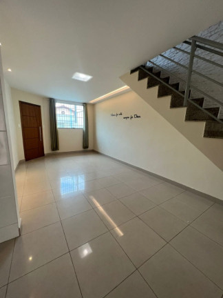 Imagem Casa com 3 Quartos à Venda, 130 m² em Nossa Senhora Do Carmo - Contagem