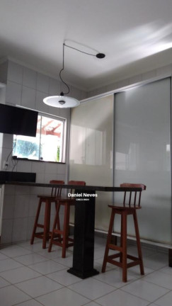 Imagem Casa de Condomínio com 4 Quartos à Venda, 450 m² em Busca Vida (abrantes) - Camaçari