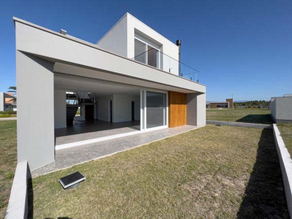 Imagem Casa com 3 Quartos à Venda, 203 m² em -- - Curumim Imagem Casa com 3 Quartos à Venda, 203 m² em -- - Curumim