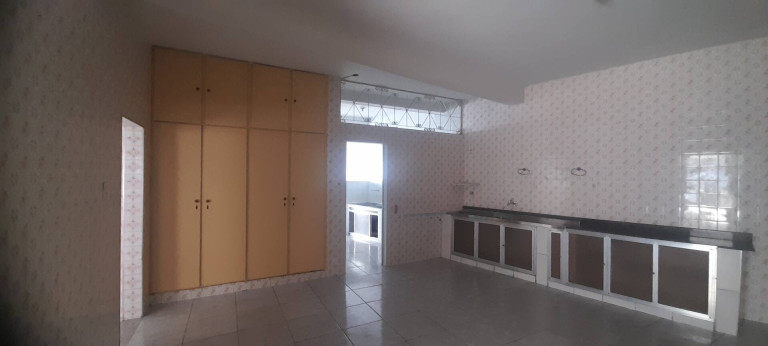 Imagem Casa com 4 Quartos à Venda, 220 m² em Bromélias - Timóteo