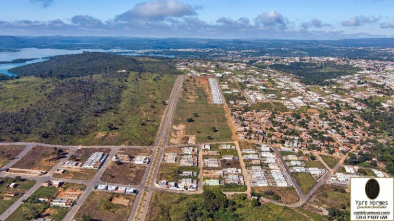 Imóvel à Venda, 360 m² em Residencial Lago De Cristal - Caldas Novas
