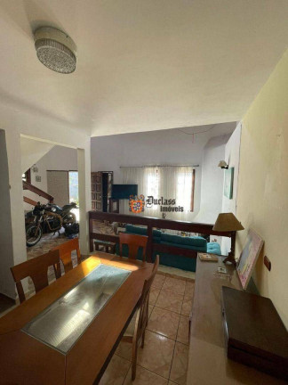 Imagem Sobrado com 3 Quartos à Venda, 178 m² em Estância Balneária Belmira Novaes - Peruíbe Imagem Sobrado com 3 Quartos à Venda, 178 m² em Estância Balneária Belmira Novaes - Peruíbe