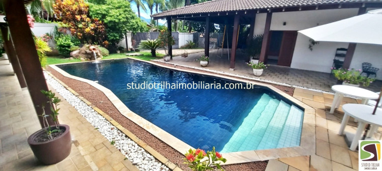 Imagem Sobrado com 8 Quartos à Venda, em Engenheiro D'água - Ilhabela Imagem Sobrado com 8 Quartos à Venda, em Engenheiro D'água - Ilhabela