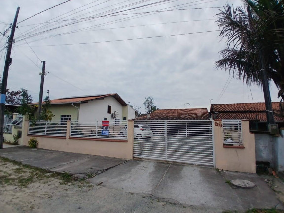 Casa com 4 Quartos à Venda, 300 m² em Centro - Balneário Barra Do Sul