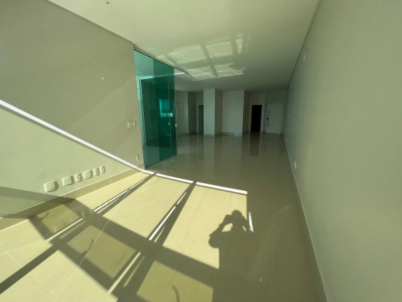 Imagem Apartamento com 4 Quartos à Venda, 240 m² em Meia Praia - Itapema