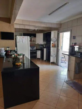 Imagem Casa com 3 Quartos à Venda, 270 m² em Setor Habitacional Arniqueira (águas Claras) - Brasília Imagem Casa com 3 Quartos à Venda, 270 m² em Setor Habitacional Arniqueira (águas Claras) - Brasília