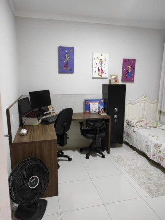 Imagem Casa com 2 Quartos à Venda, 100 m² em Jardim Tupinambá - Maringá