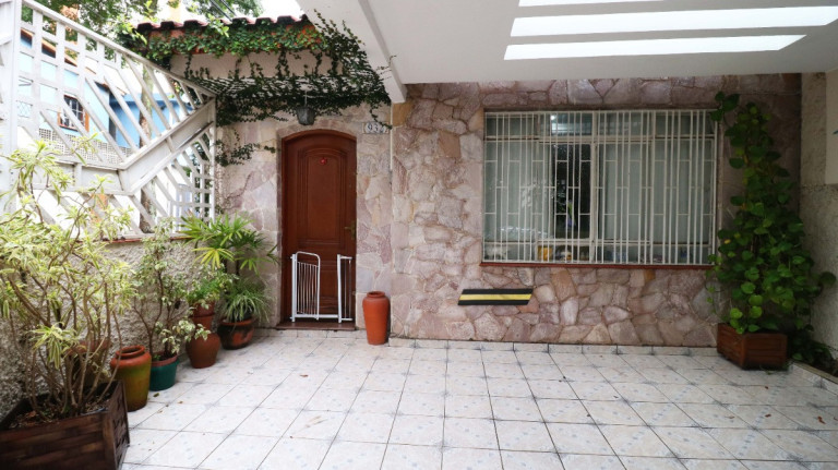 Imagem Casa com 4 Quartos à Venda, 200 m² em Campo Belo - São Paulo Imagem Casa com 4 Quartos à Venda, 200 m² em Campo Belo - São Paulo