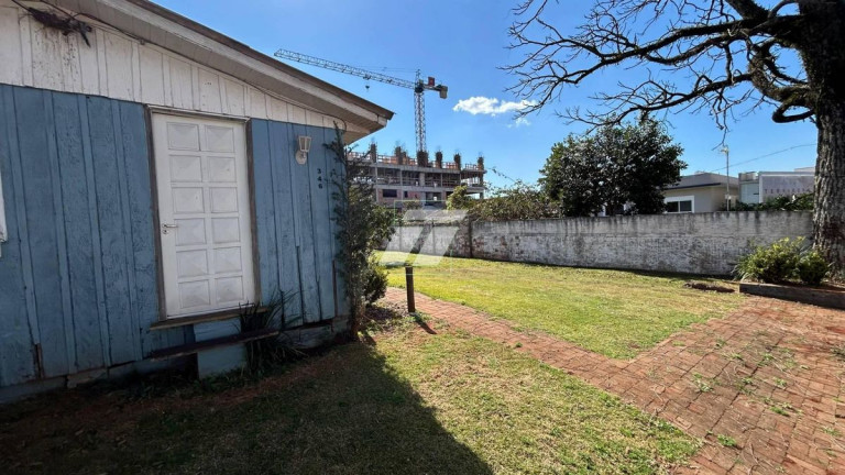Casa à Venda,  em Centro - Cascavel