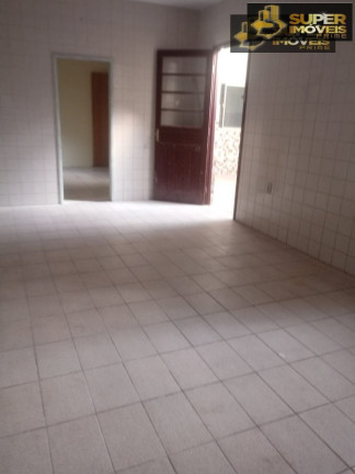 Imagem Casa com 4 Quartos à Venda, 600 m² em Fragata - Pelotas Imagem Casa com 4 Quartos à Venda, 600 m² em Fragata - Pelotas