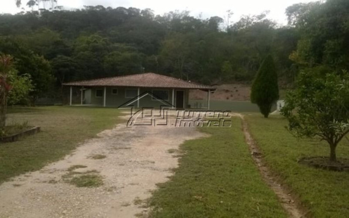 Imagem Imóvel com 3 Quartos à Venda, 250 m² em Jardim Colônia - Jacareí