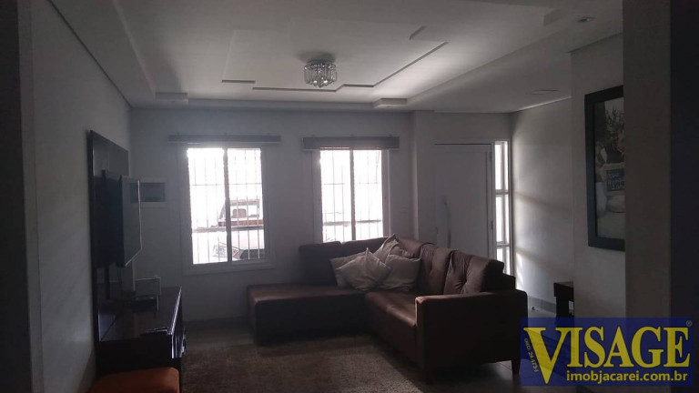 Casa com 2 Quartos à Venda,  em Jd. Jacinto - Jacareí