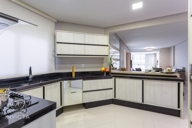Imagem Apartamento com 3 Quartos à Venda, 128 m² em Centro - Balneário Camboriú Imagem Apartamento com 3 Quartos à Venda, 128 m² em Centro - Balneário Camboriú