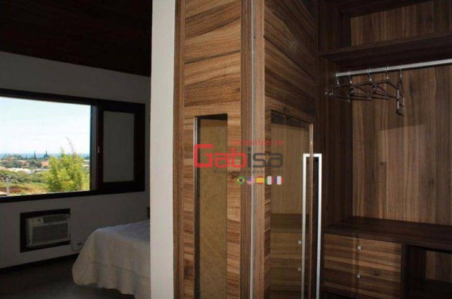 Imagem Casa com 4 Quartos à Venda, 198 m² em Geribá - Armação Dos Búzios