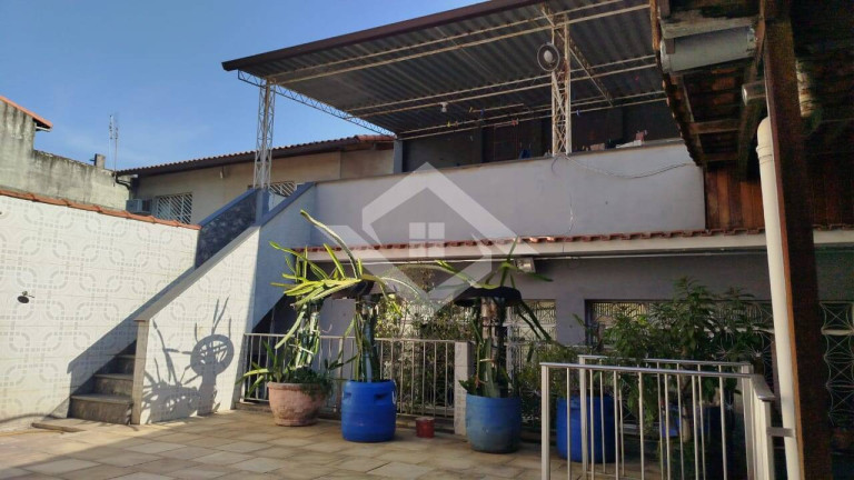 Imagem Casa com 3 Quartos à Venda, 297 m² em Campo Grande - Rio De Janeiro