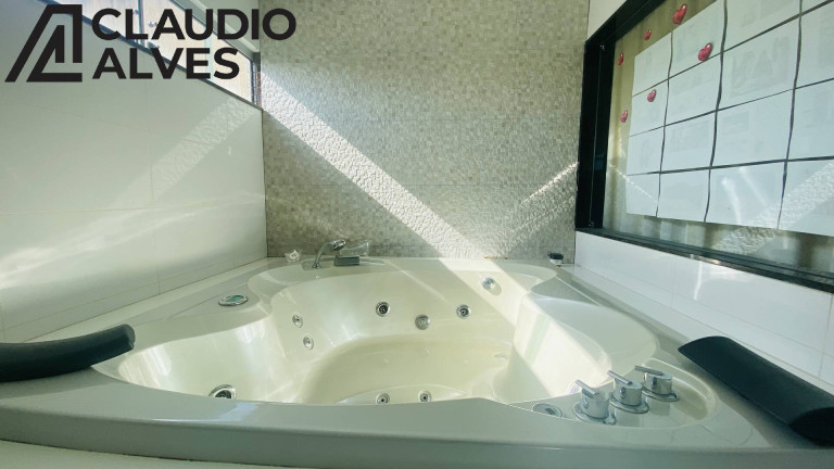 Imagem Casa de Condomínio com 5 Quartos à Venda, 500 m² em Parque Ipê - Feira De Santana