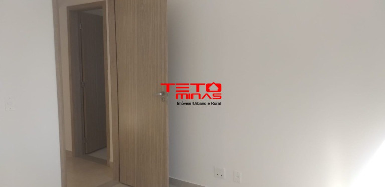 Imagem Imóvel com 2 Quartos à Venda, 70 m² em Estação - São Lourenço Imagem Imóvel com 2 Quartos à Venda, 70 m² em Estação - São Lourenço