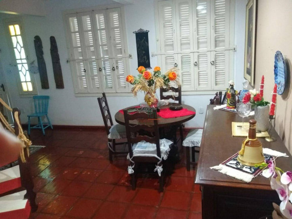 Imagem Casa com 4 Quartos à Venda, 360 m² em Itaipu - Niterói