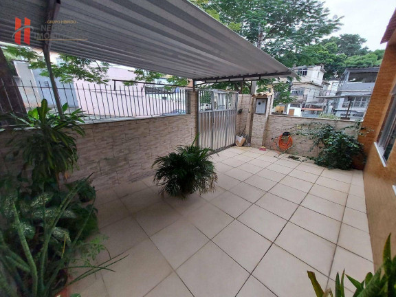 Imagem Casa com 3 Quartos à Venda, 180 m² em Jardim Vinte E Cinco De Agosto - Duque De Caxias Imagem Casa com 3 Quartos à Venda, 180 m² em Jardim Vinte E Cinco De Agosto - Duque De Caxias